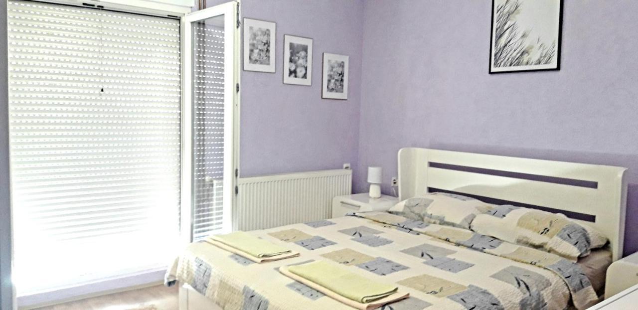 Apartments Holiday Вране Экстерьер фото