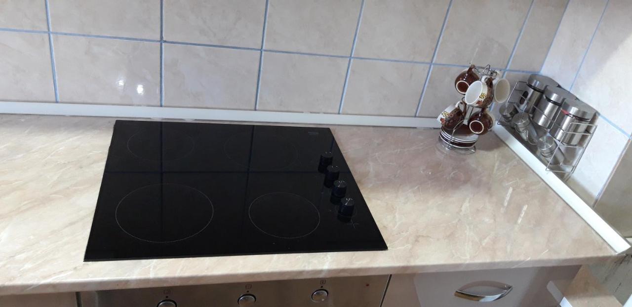 Apartments Holiday Вране Экстерьер фото